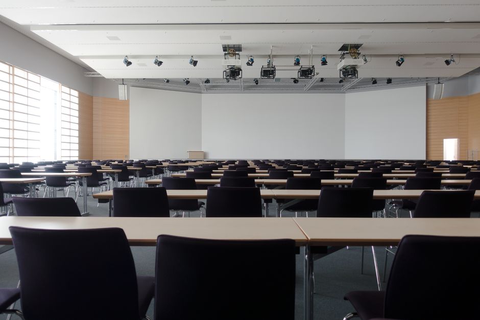 PKD 82.30.Z — organizacją targów wystaw kongresów