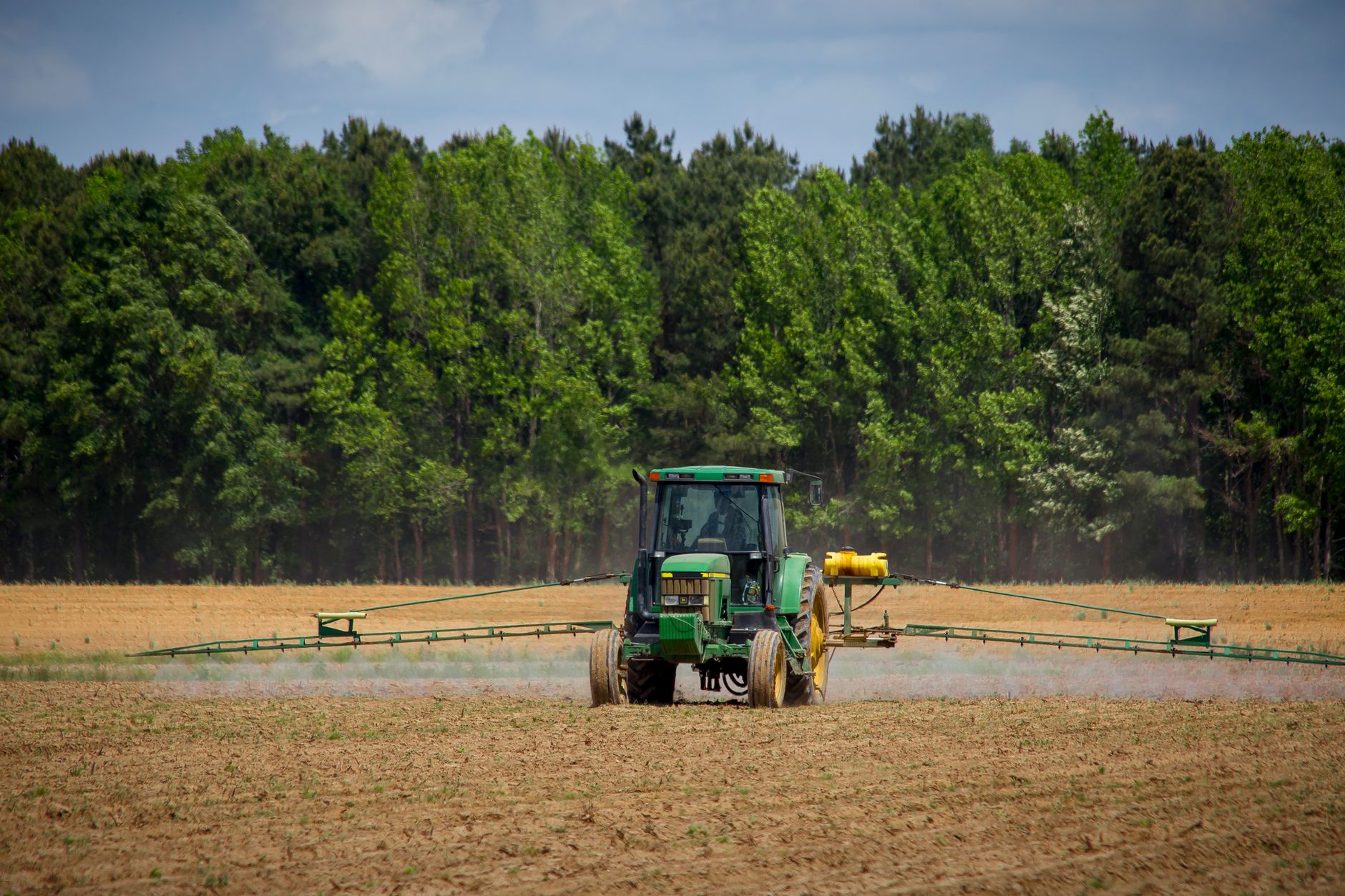 PKD 01.61.Z — wspomagająca produkcję roślinną
